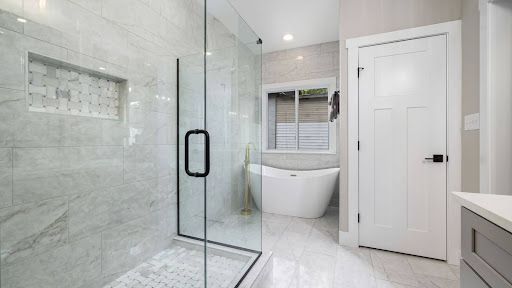 Shower Door Replacement Styles and Installation Tips Homeowners Should Know